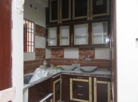 7) Li Id : 149 - Kitchen.JPG